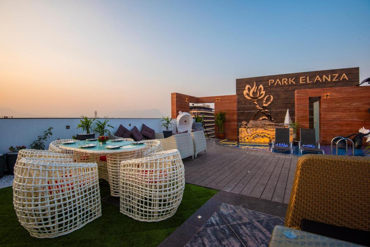 Park Elanza Hotel 4*
